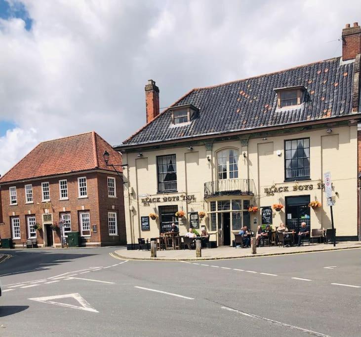 The Town House Aylsham Exterior photo